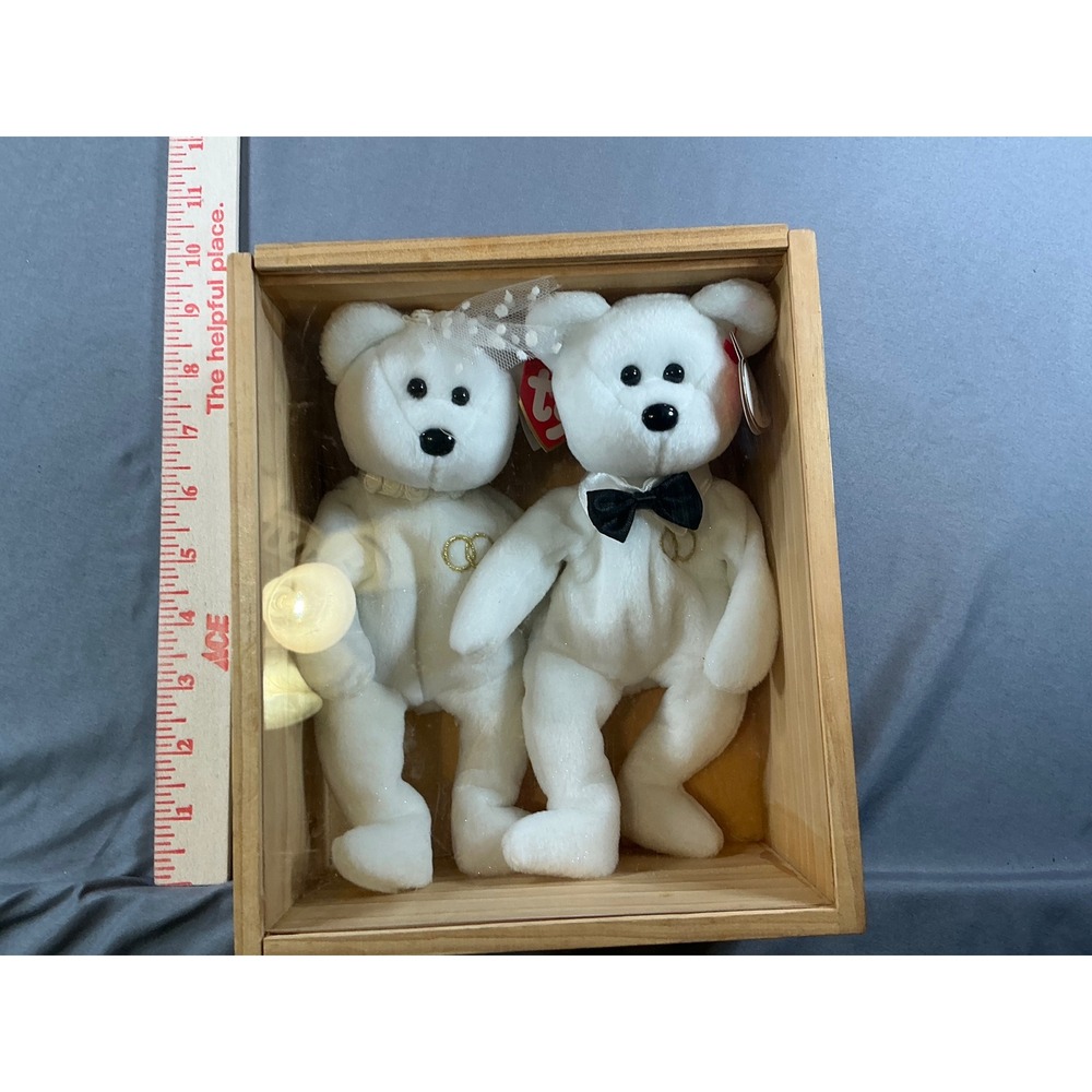 Retired Ty Beanie Babies Mr & Mrs Wedding Anniversary Bears White Plush Set+Box